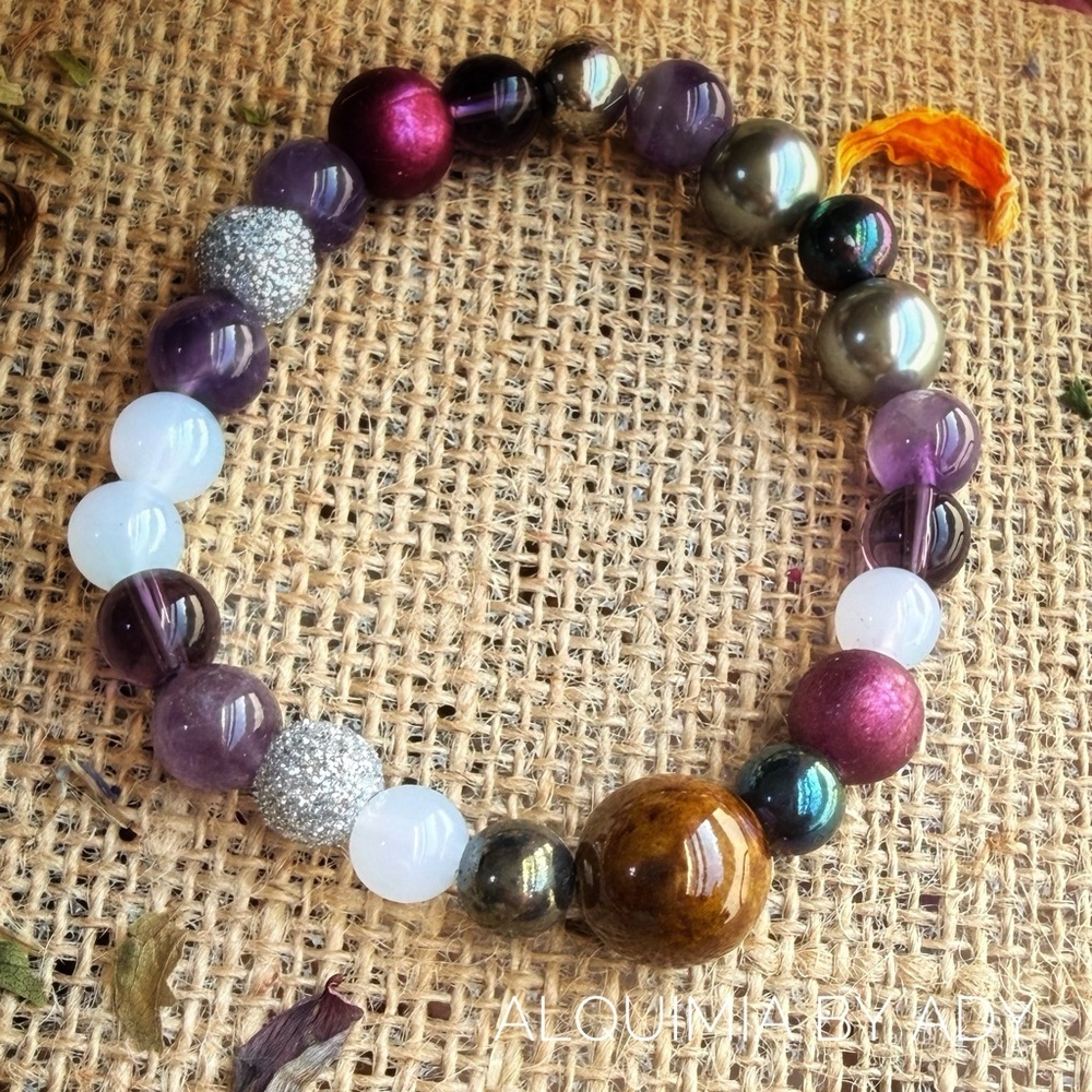Big  Purple amethyst and white jade and Brown Beaded Bracelet